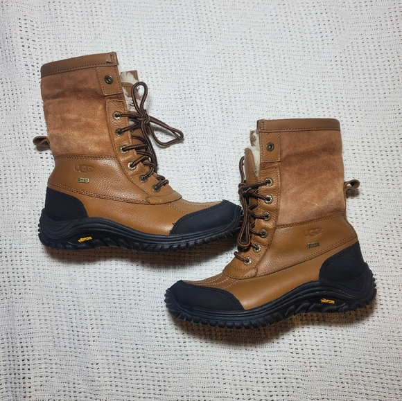 UGG Women's Adirondack II Winter Boot, Chestnut, Size 7 - Picture 2 of 10